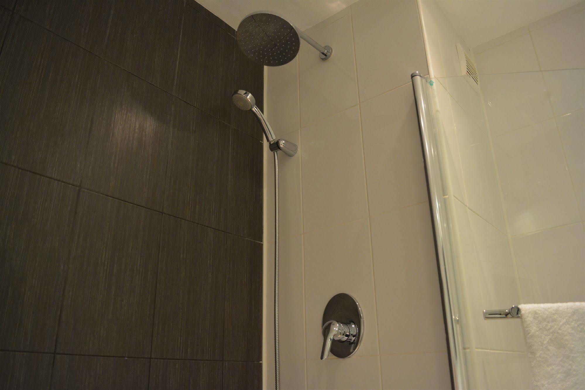 New Brookfields Hotel Freetown Luaran gambar