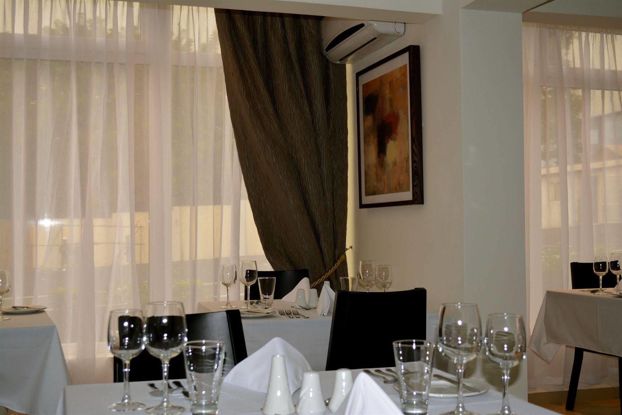 New Brookfields Hotel Freetown Luaran gambar